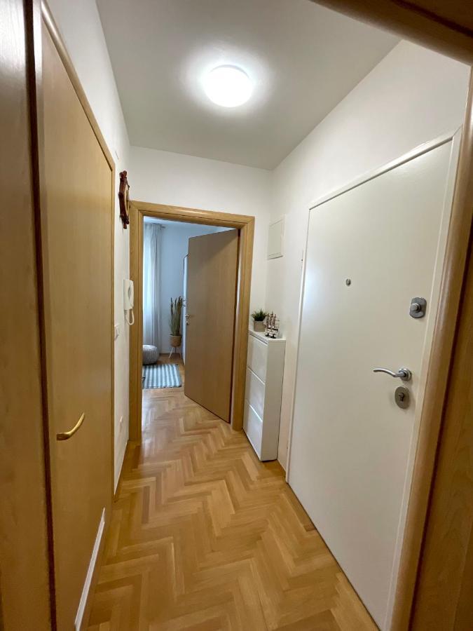 Apartment Dalmatino Baska Voda Exterior photo